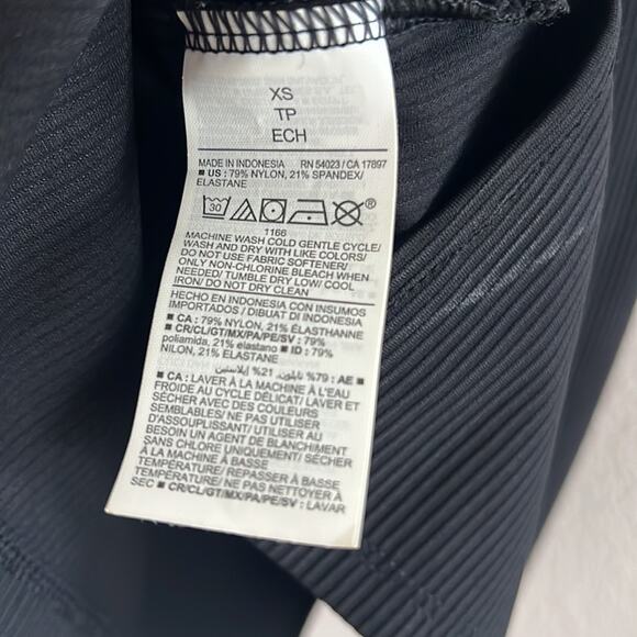 NWT Old Navy Black High Neck RIbbed Tank Powersoft Go-Dry XS - Picture 7 of 7